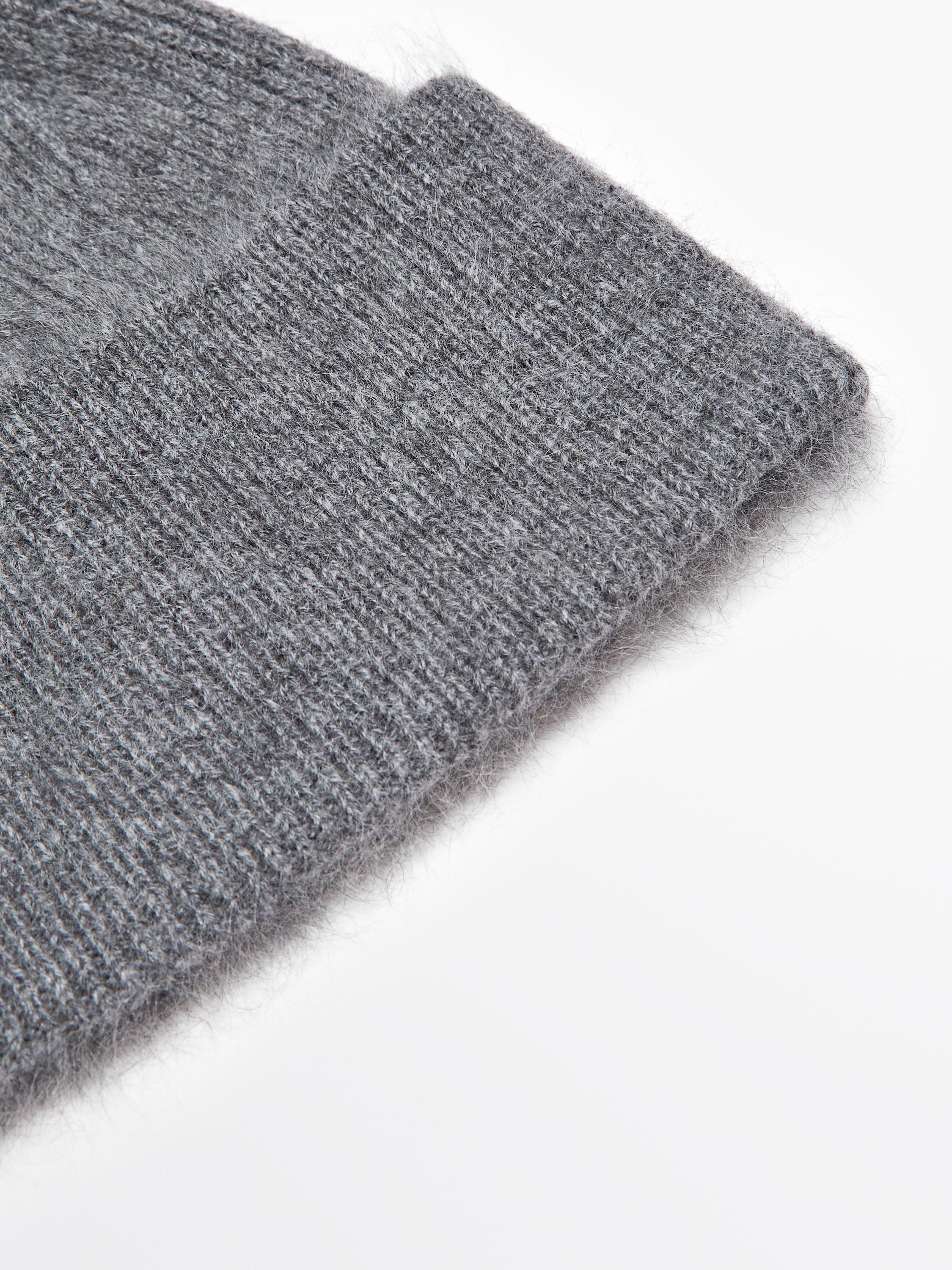 100% cashmere knit beanie